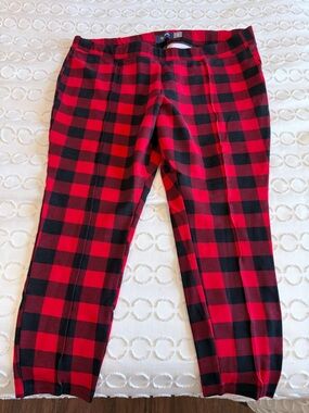 Old Navy Red and Black Buffalo Plaid Pants